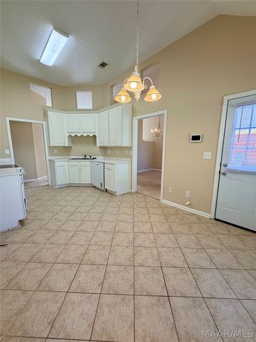 7483 PINNACLE Point, Montgomery, AL 36117
