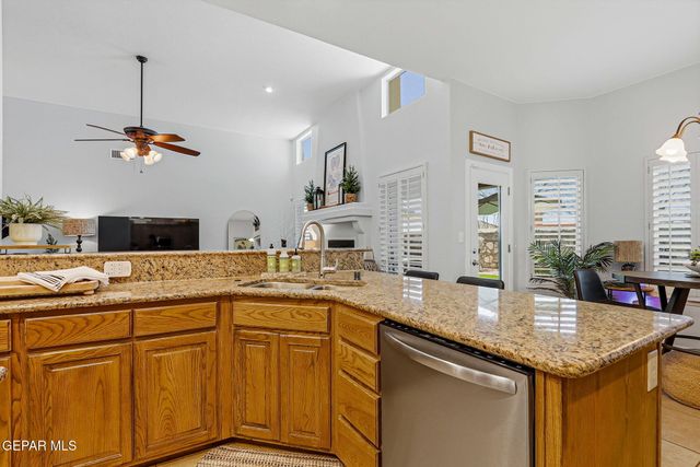 1447 Pioneer Ridge Drive, El Paso, TX 79912