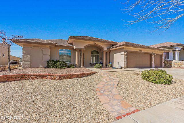 1447 Pioneer Ridge Drive, El Paso, TX 79912