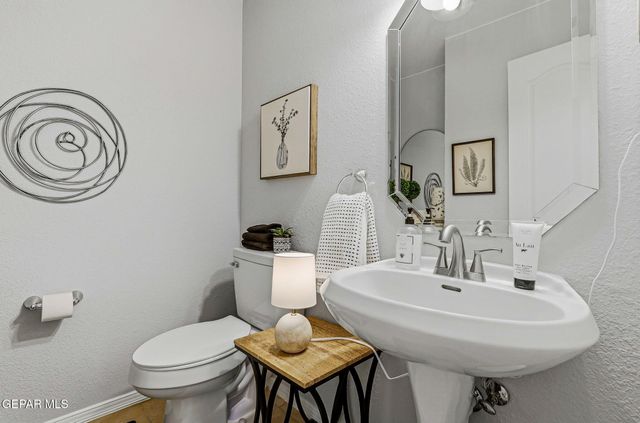 1447 Pioneer Ridge Drive, El Paso, TX 79912