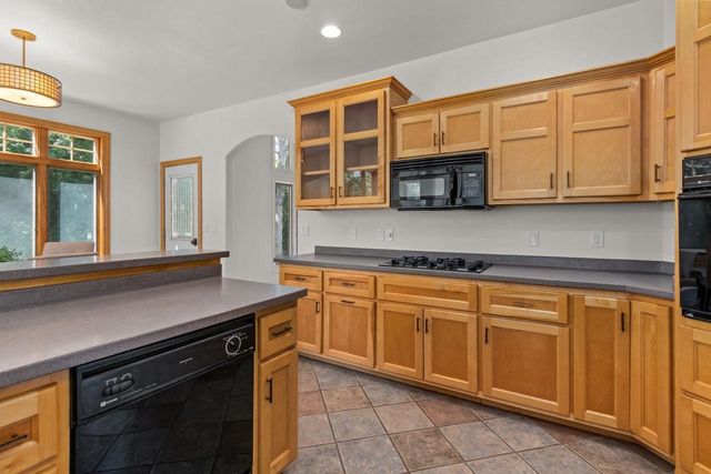 1669 BEETHOVEN WAY, Neenah, WI 54956