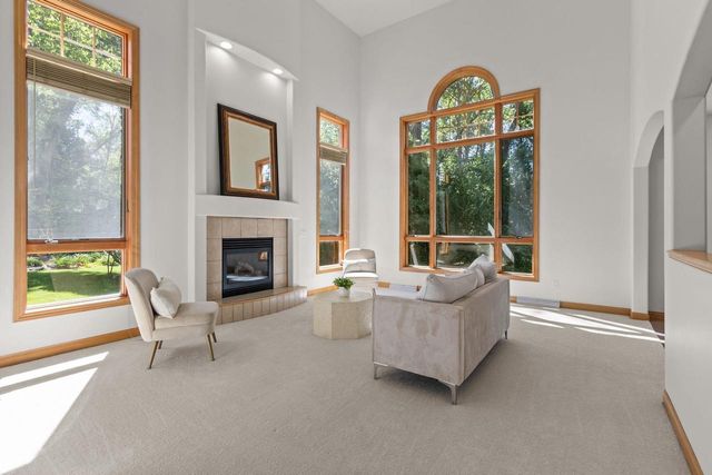 1669 BEETHOVEN WAY, Neenah, WI 54956