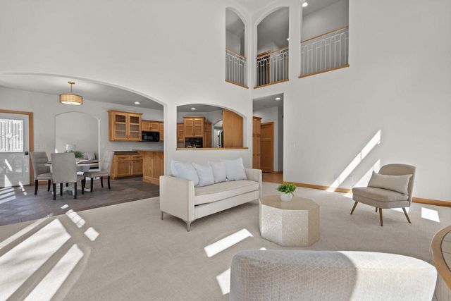 1669 BEETHOVEN WAY, Neenah, WI 54956