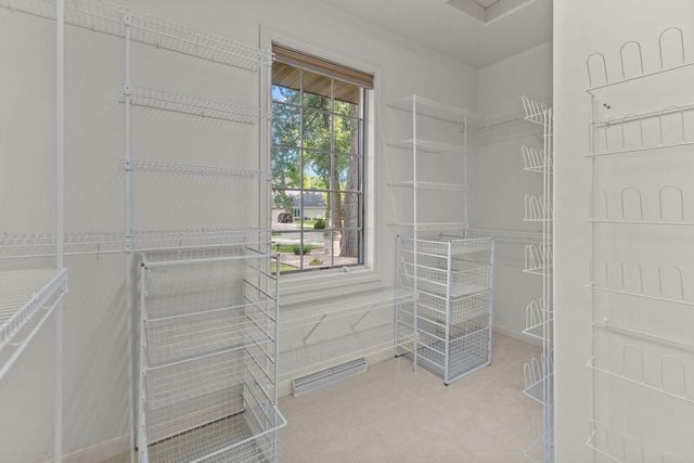 1669 BEETHOVEN WAY, Neenah, WI 54956