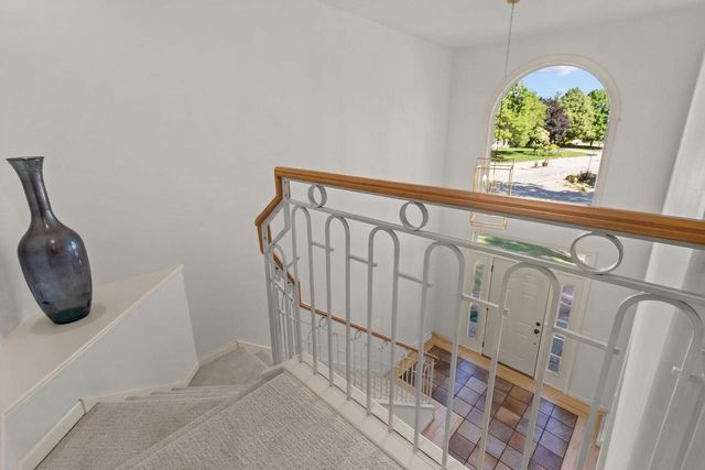 1669 BEETHOVEN WAY, Neenah, WI 54956
