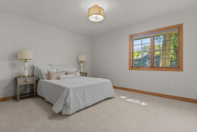 1669 BEETHOVEN WAY, Neenah, WI 54956