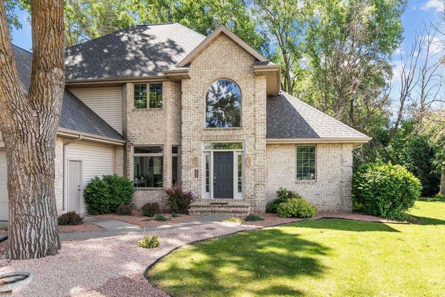1669 BEETHOVEN WAY, Neenah, WI 54956