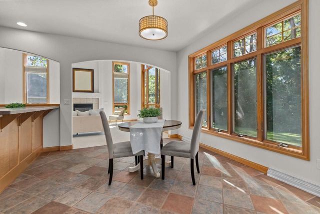 1669 BEETHOVEN WAY, Neenah, WI 54956