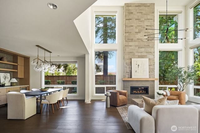 10856 NE 12th Street, Bellevue, WA 98004