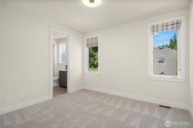 10856 NE 12th Street, Bellevue, WA 98004