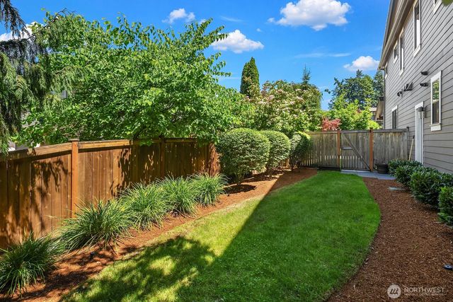 10856 NE 12th Street, Bellevue, WA 98004