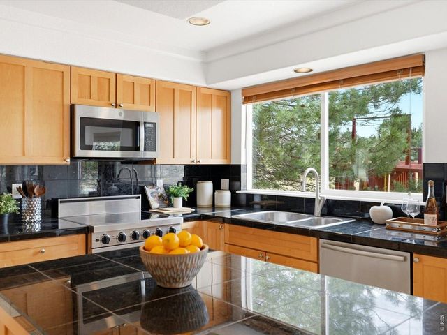 13955 Dogleg Ln, Broomfield, CO 80023