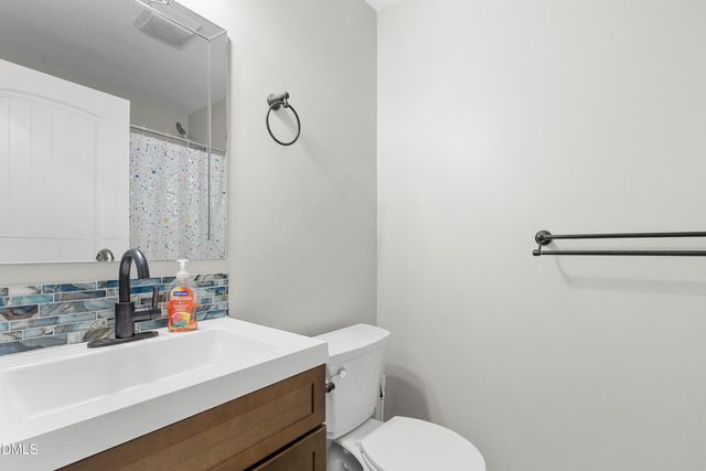 2621 Vinca Lane, Mebane, NC 27302