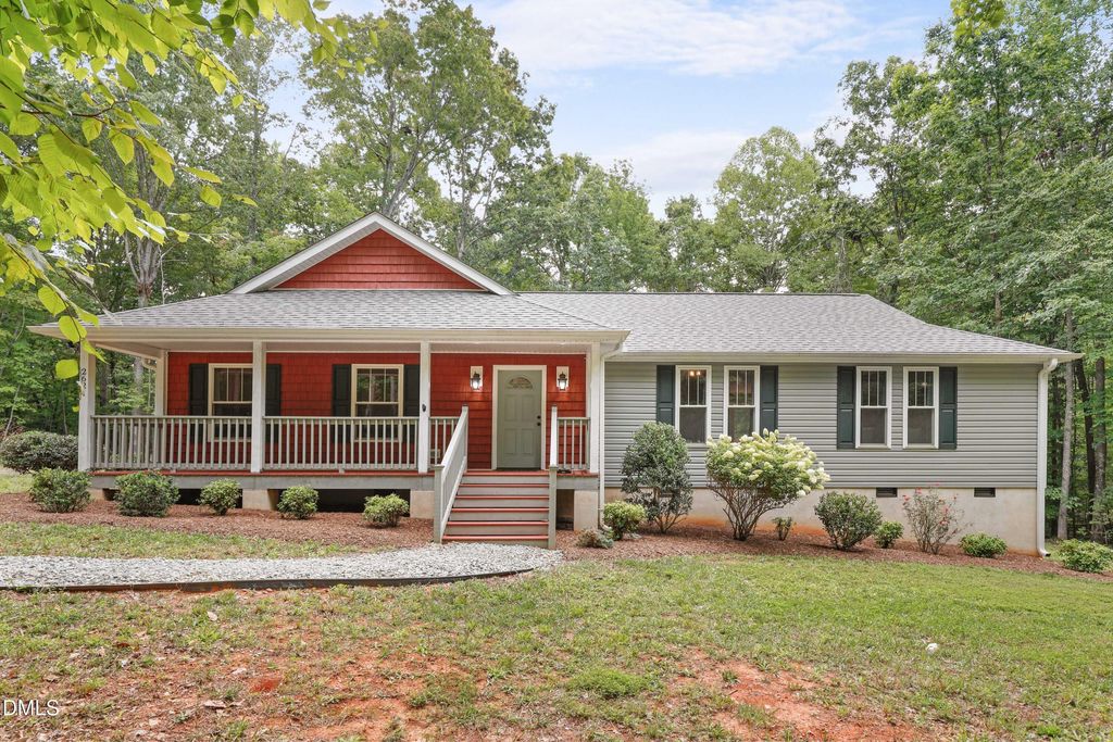 2621 Vinca Lane, Mebane, NC 27302