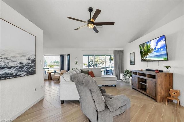 320 Tandil ST, Punta Gorda, FL 33983