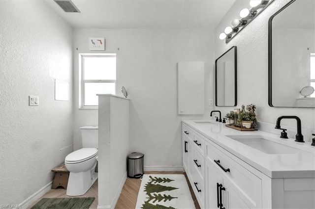 320 Tandil ST, Punta Gorda, FL 33983