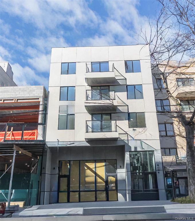 132-55 41 Road 4A, Flushing, NY 11355