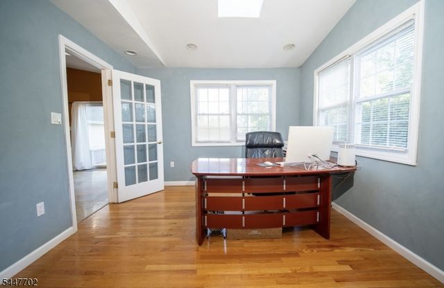 69 Ridge Dr, Livingston Twp., NJ 07039