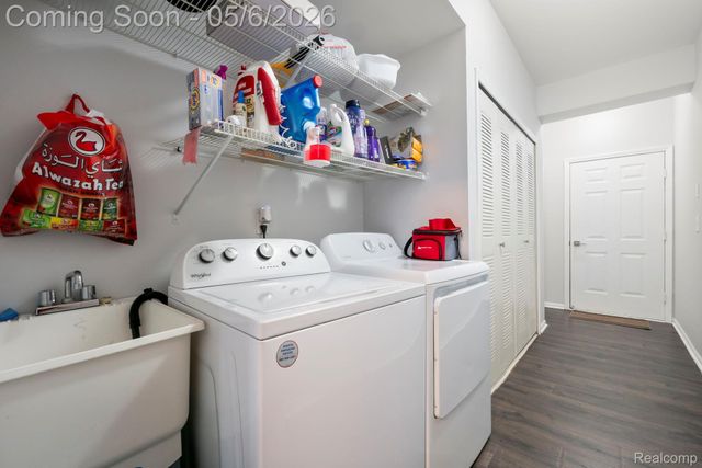 15345 Yale Drive, Clinton Charter Township, MI 48038