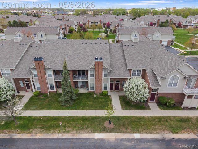 15345 Yale Drive, Clinton Charter Township, MI 48038