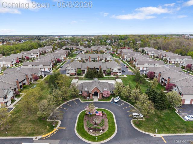 15345 Yale Drive, Clinton Charter Township, MI 48038