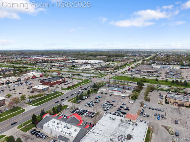15345 Yale Drive, Clinton Charter Township, MI 48038