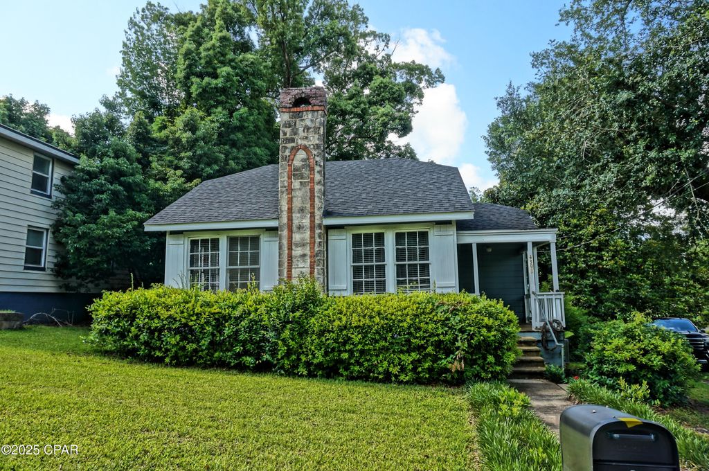 4391 Florence Drive, Marianna, FL 32446