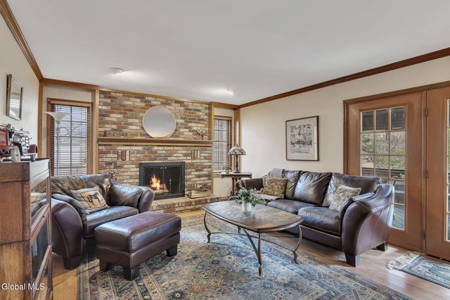 51 Robinwood Drive, Clifton Park, NY 12065