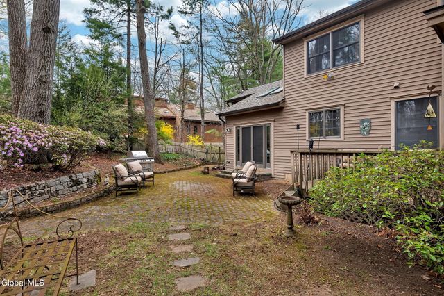51 Robinwood Drive, Clifton Park, NY 12065