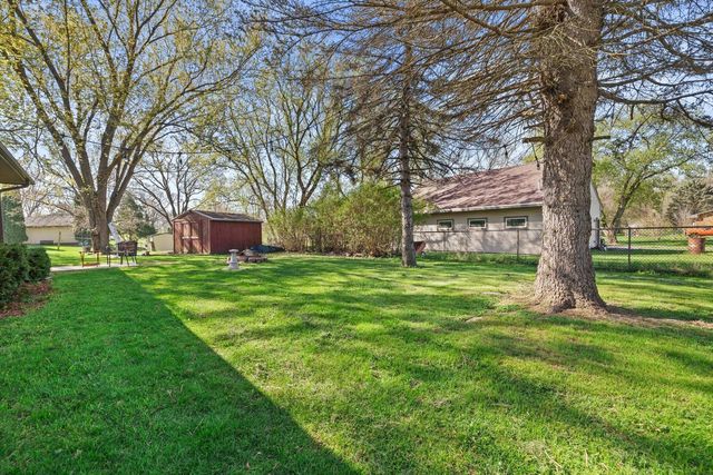 N6637 Juniper ROAD, Elkhorn, WI 53121