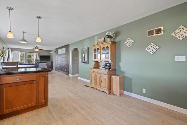 N6637 Juniper ROAD, Elkhorn, WI 53121