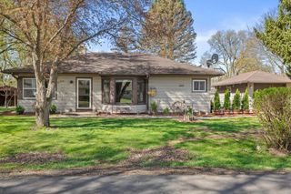 N6637 Juniper ROAD, Elkhorn, WI 53121
