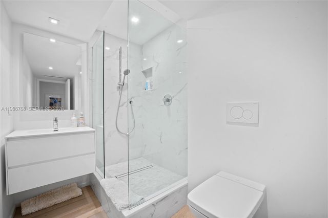 2301 Collins Ave 624, Miami Beach, FL 33139