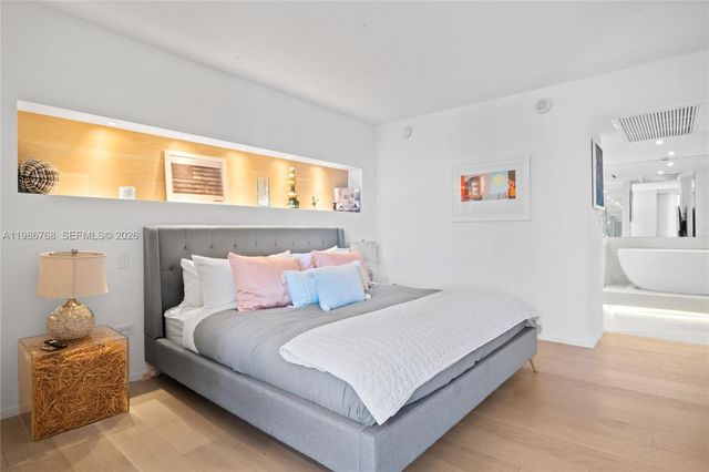 2301 Collins Ave 624, Miami Beach, FL 33139