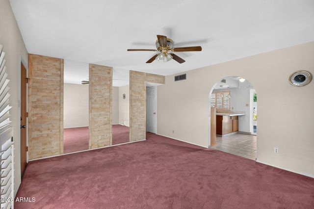 2002 W SUMMIT Place, Chandler, AZ 85224