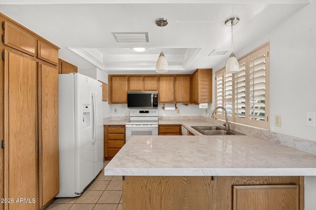 2002 W SUMMIT Place, Chandler, AZ 85224