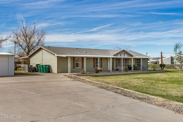 26708 S SOSSAMAN Road, Queen Creek, AZ 85142