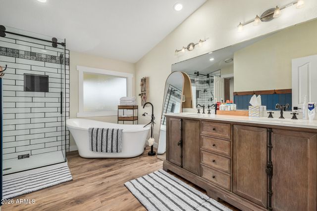 26708 S SOSSAMAN Road, Queen Creek, AZ 85142