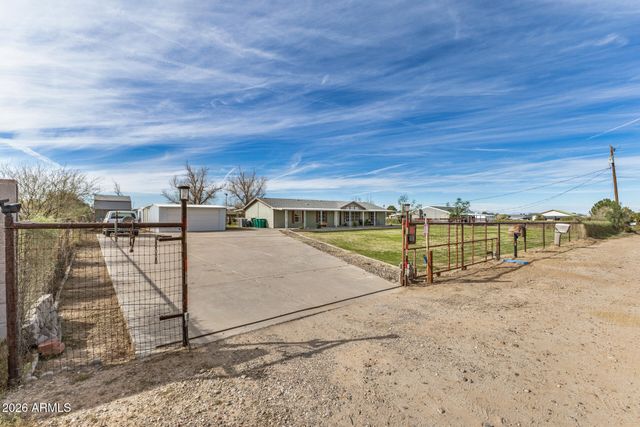 26708 S SOSSAMAN Road, Queen Creek, AZ 85142
