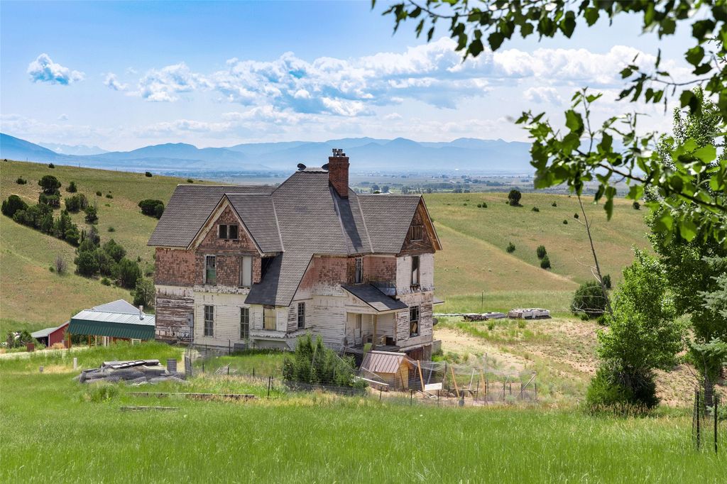 Image 35 of property listing at 5835 Spaulding Bridge Road, Belgrade, MT 59714