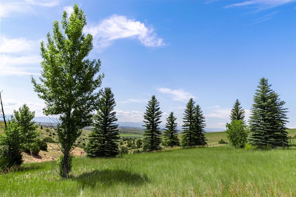 Image 38 of property listing at 5835 Spaulding Bridge Road, Belgrade, MT 59714