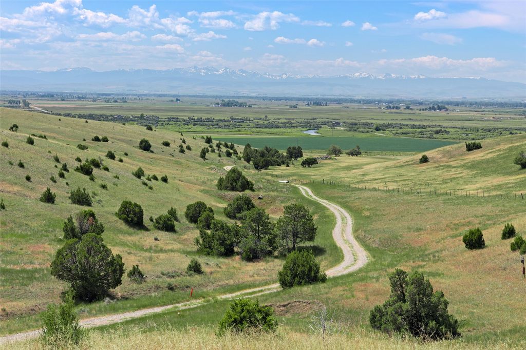 Image 44 of property listing at 5835 Spaulding Bridge Road, Belgrade, MT 59714