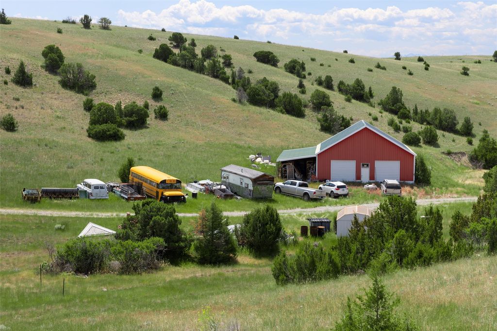 Image 50 of property listing at 5835 Spaulding Bridge Road, Belgrade, MT 59714