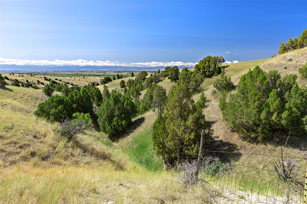 Image 67 of property listing at 5835 Spaulding Bridge Road, Belgrade, MT 59714