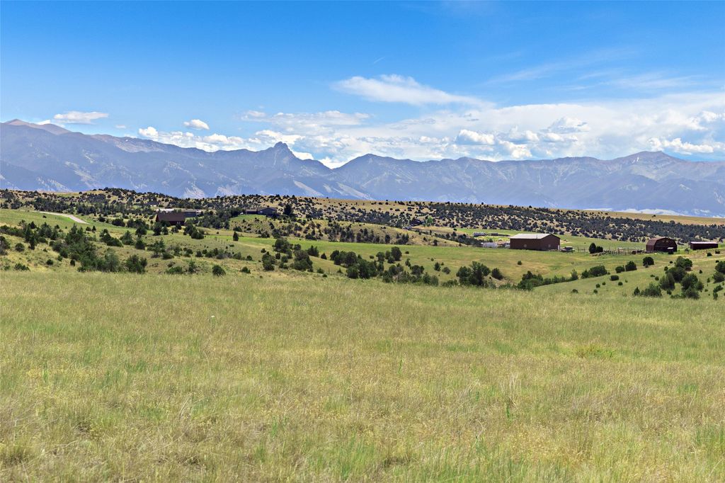 Image 70 of property listing at 5835 Spaulding Bridge Road, Belgrade, MT 59714