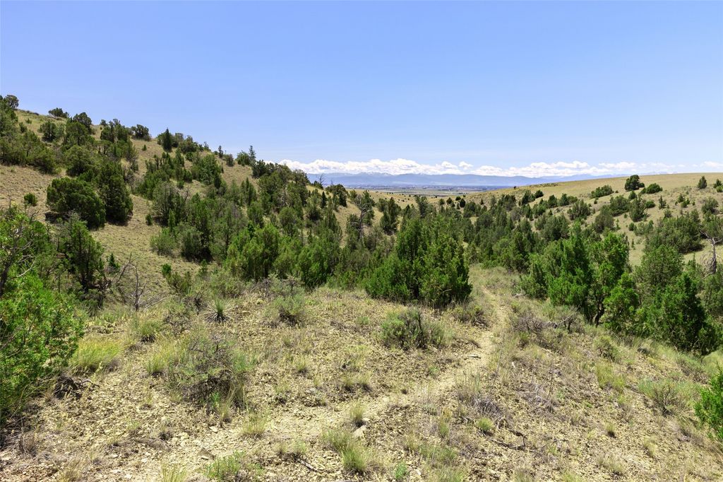 Image 72 of property listing at 5835 Spaulding Bridge Road, Belgrade, MT 59714