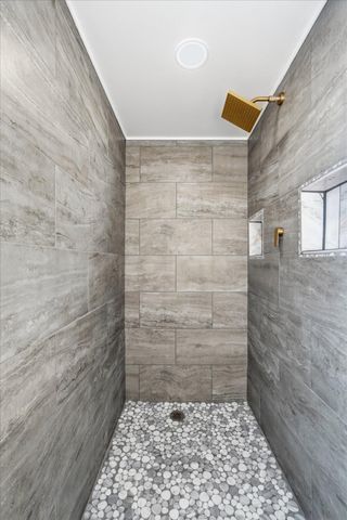 8200 Foothill Road S, Cottage Grove, MN 55016