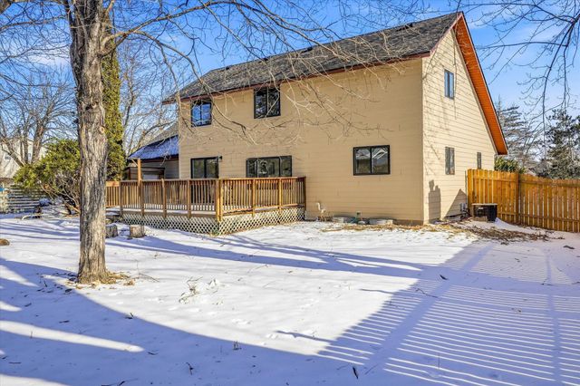 8200 Foothill Road S, Cottage Grove, MN 55016