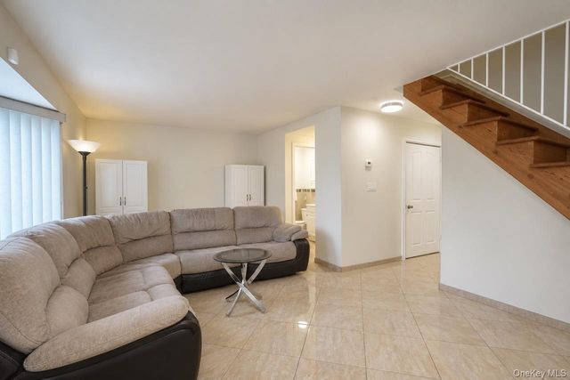 64 Amanda Court, Staten Island, NY 10312
