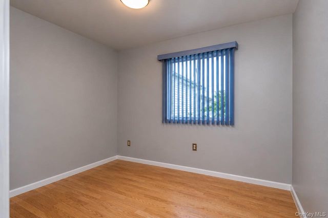 64 Amanda Court, Staten Island, NY 10312